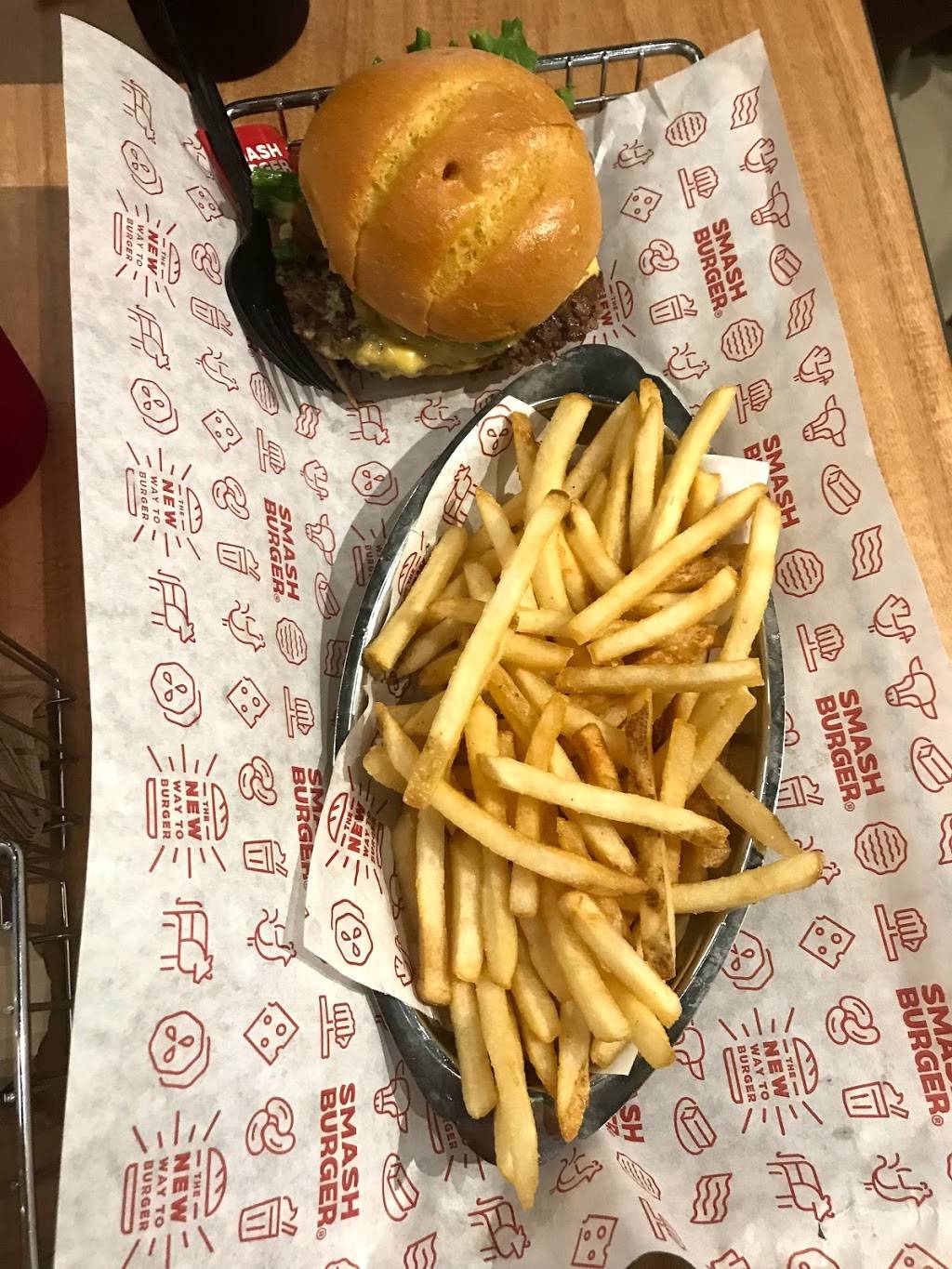 Smashburger | restaurant | 12701 Narcoossee Rd #150, Orlando, FL 32832, USA | 4076684315 OR +1 407-668-4315