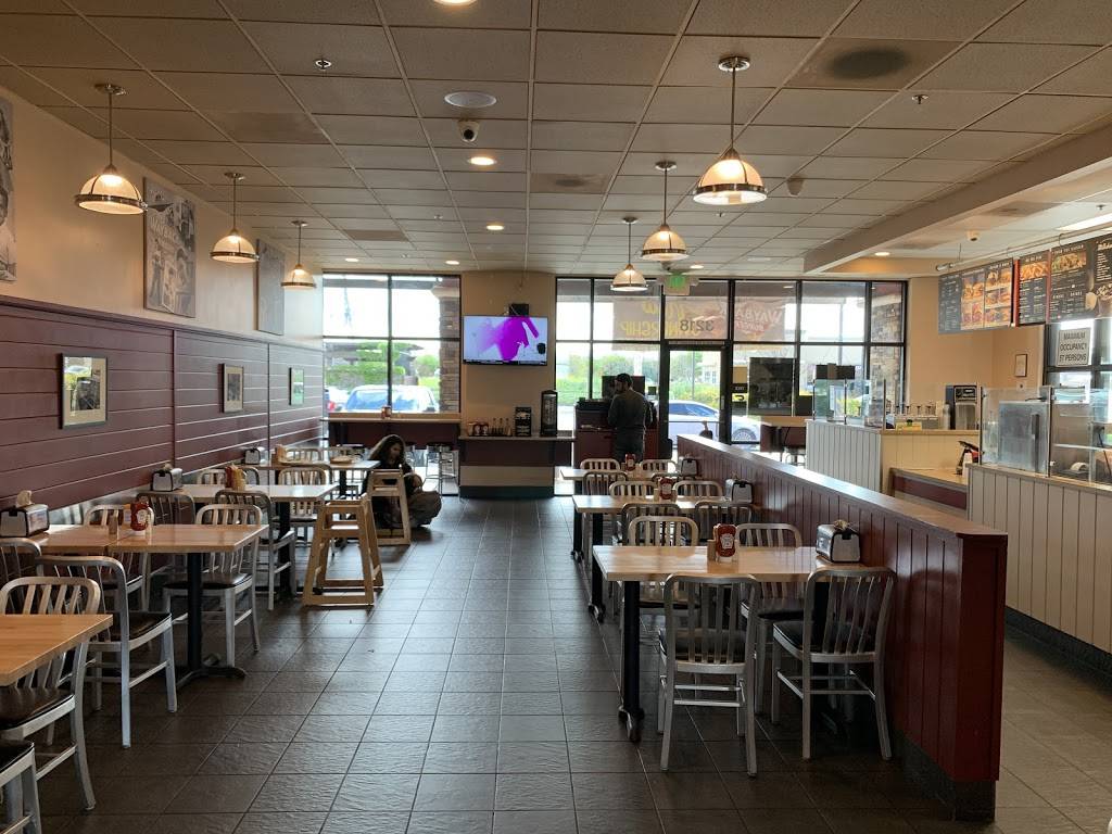 Wayback Burgers | restaurant | 3218 W Grant Line Rd, Tracy, CA 95304, USA | 2098348647 OR +1 209-834-8647