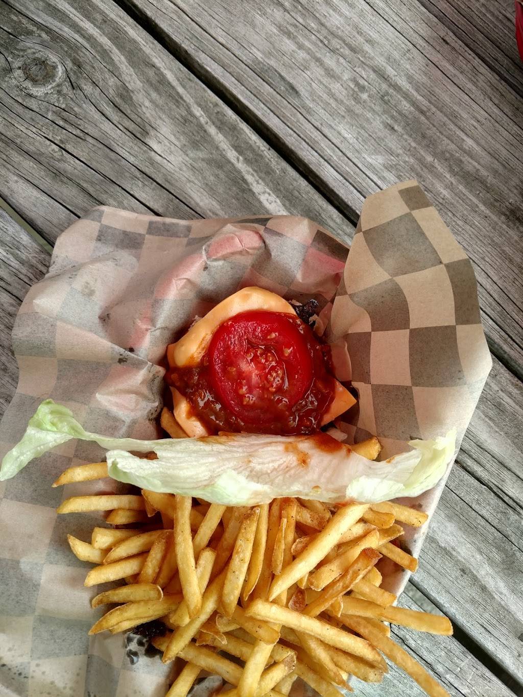 Pops Dogs & Mas Burgers | restaurant | 7301 Brook Rd, Richmond, VA 23227, USA | 8042665781 OR +1 804-266-5781