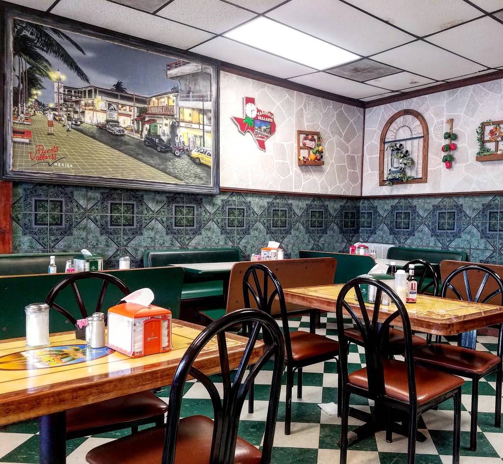 Taqueria Vallarta | restaurant | 318 TX-359, Mathis, TX 78368, USA | 3615478041 OR +1 361-547-8041