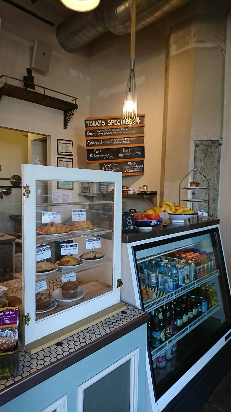 Ford Food & Drink | cafe | 2505 SE 11th Ave #101, Portland, OR 97202, USA | 5032363023 OR +1 503-236-3023