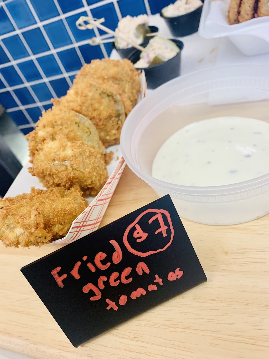 Pickle Island | restaurant | 18 Forest Ave, Glen Cove, NY 11542, USA | 5164441280 OR +1 516-444-1280