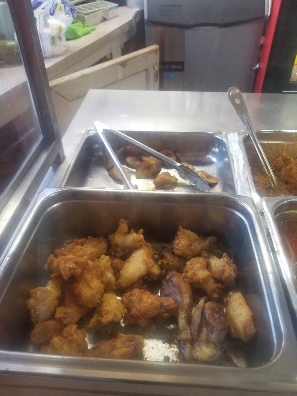 La Candela | restaurant | 811 County St, New Bedford, MA 02740, USA | 7743288347 OR +1 774-328-8347