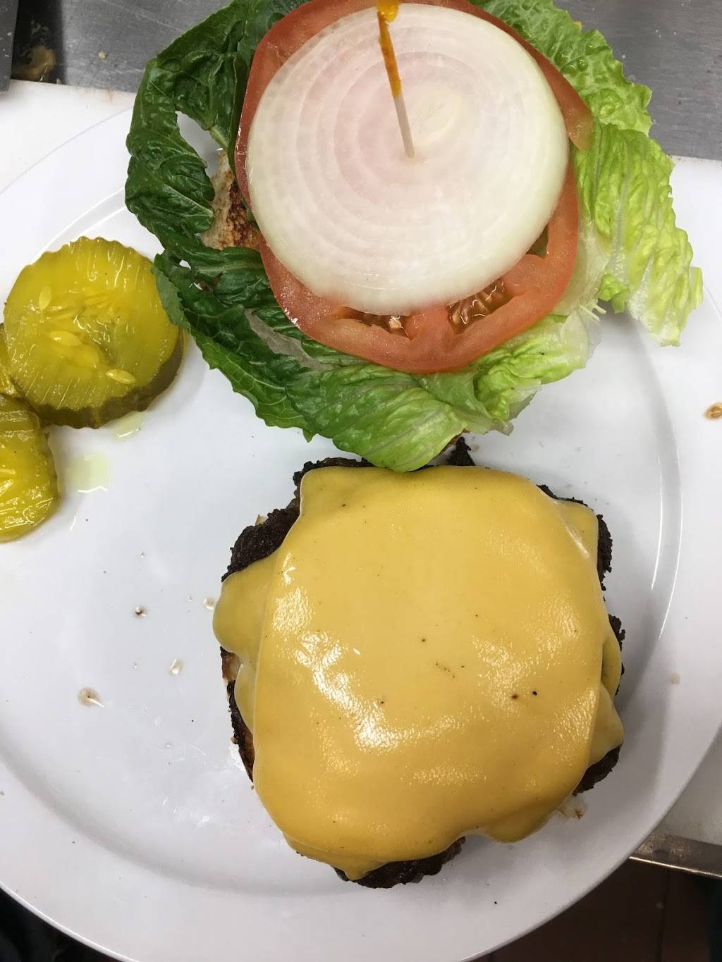 Rosen Krown | restaurant | 875 Monroe Ave, Rochester, NY 14620, USA | 5852705869 OR +1 585-270-5869