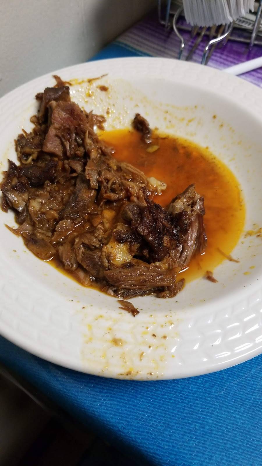 Los 3 Gallos | restaurant | 112 N 19th Ave, Melrose Park, IL 60160, USA | 7083447123 OR +1 708-344-7123