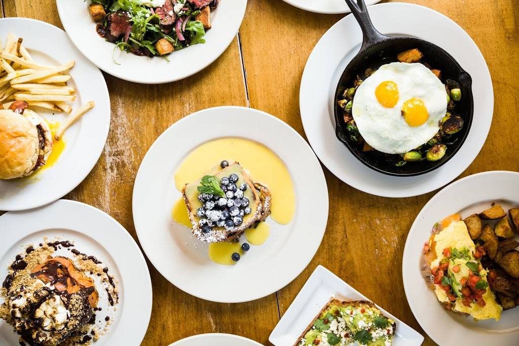 Half & Half | cafe | 8135 Maryland Ave, Clayton, MO 63105, USA | 3147250719 OR +1 314-725-0719