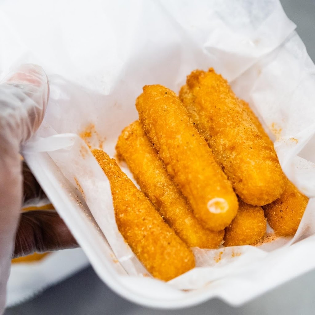 Peppers wings & fish | restaurant | 4300 Macsway Ave, Columbus, OH 43232, USA | 6147077000 OR +1 614-707-7000