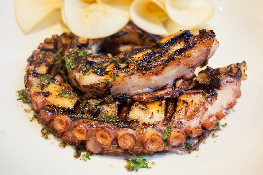 Stetsons Modern Steak + Sushi | restaurant | 151 E Wacker Dr, Chicago, IL 60601, USA | 3122394491 OR +1 312-239-4491