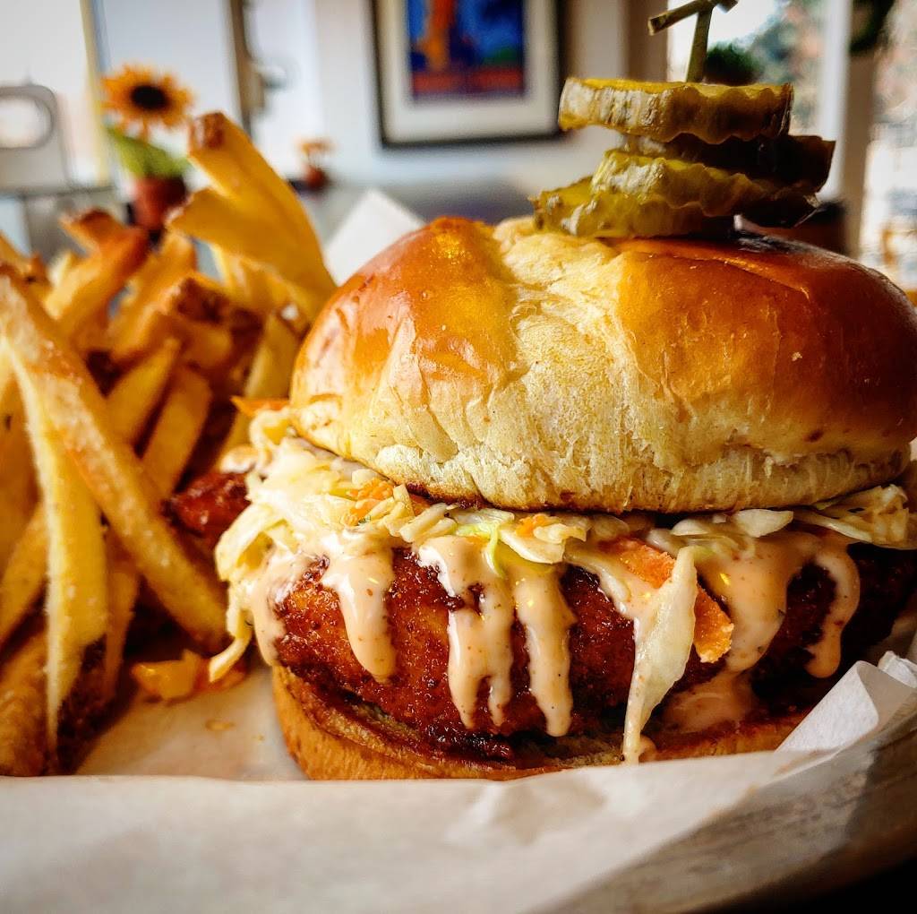 Chicken on the Hill | restaurant | 1335 Broadway suite b, Boulder, CO 80302, USA | 3039977543 OR +1 303-997-7543