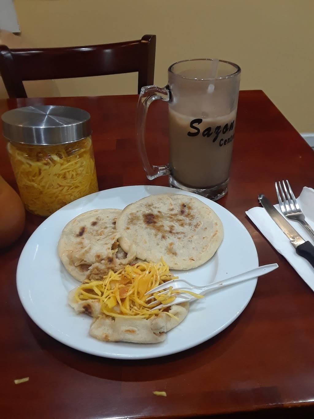 Sazon Centroamericano | restaurant | 209 Nepperhan Ave, Yonkers, NY 10701, USA | 9142077757 OR +1 914-207-7757