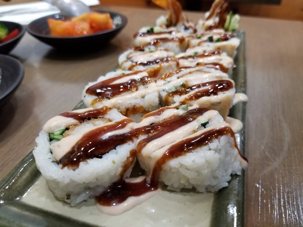 Rolly Kimbab | restaurant | 16316 Northern Blvd, Flushing, NY 11358, USA | 7186611544 OR +1 718-661-1544