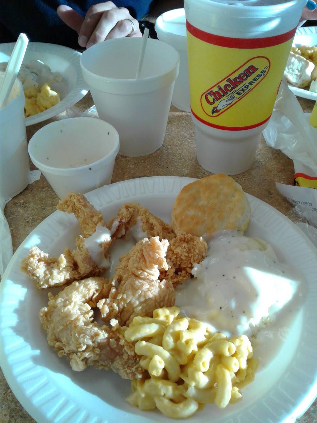 Chicken Express | restaurant | 2450 Justin Rd, Highland Village, TX 75077, USA | 9723171030 OR +1 972-317-1030