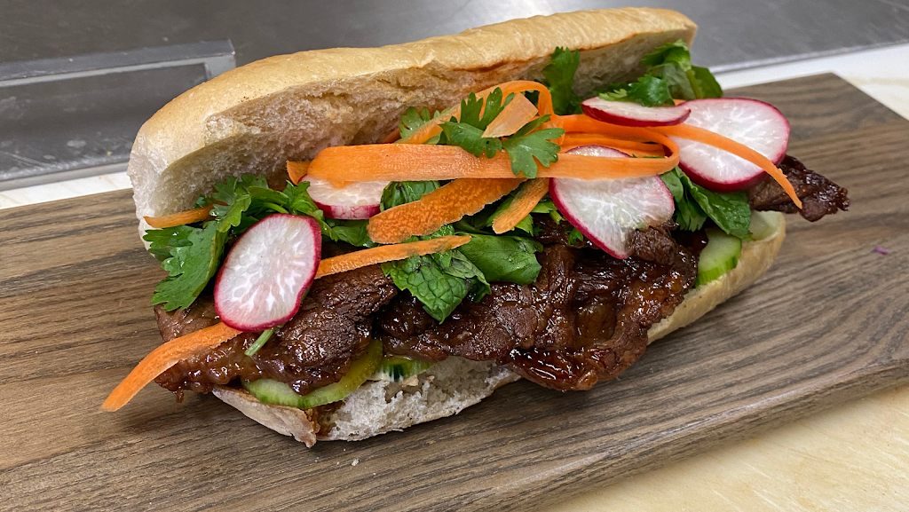 The Salty Pickle | restaurant | 276 Coalinga Plaza, Coalinga, CA 93210, USA | 5598218078 OR +1 559-821-8078