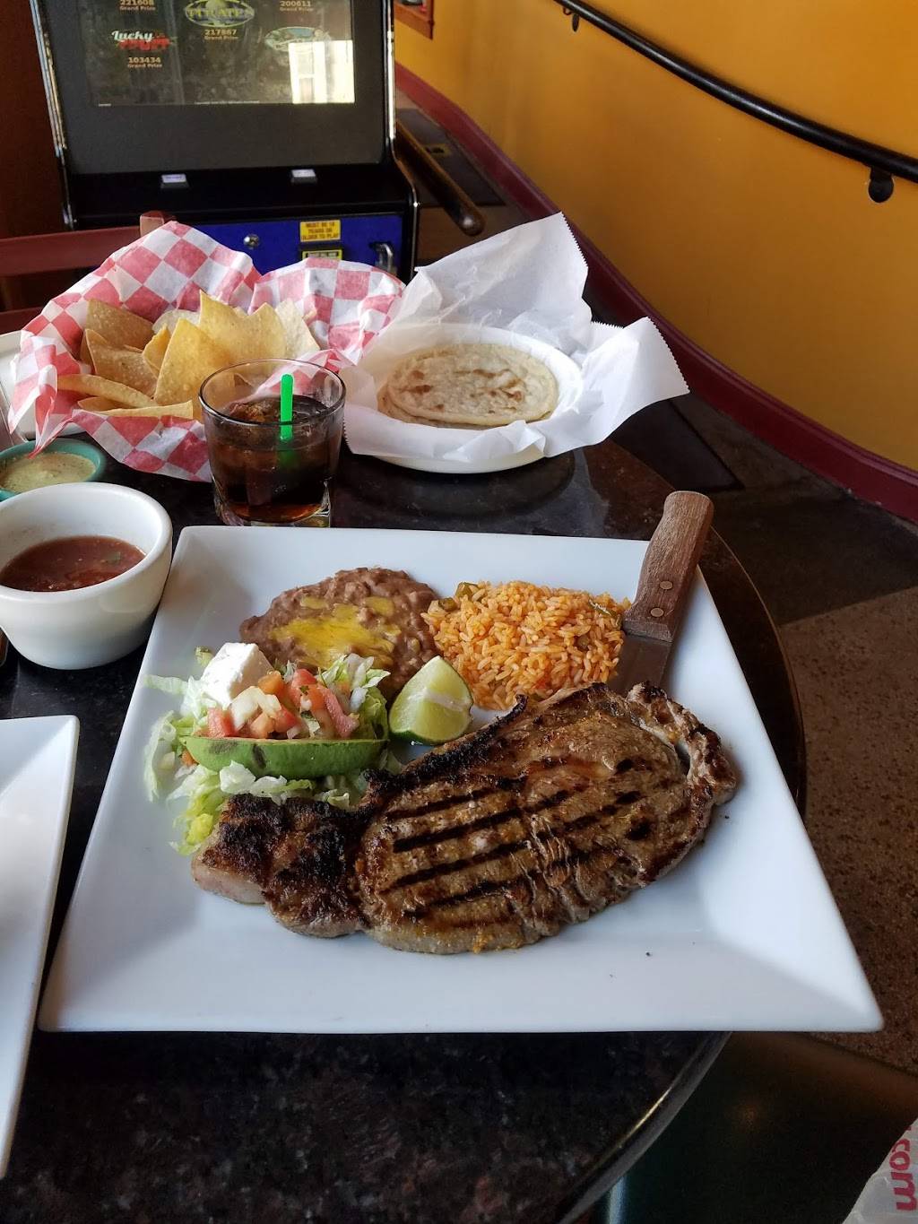 Cantina Mexicana | restaurant | 922 S Walter Reed Dr, Arlington, VA 22204, USA | 5719706571 OR +1 571-970-6571