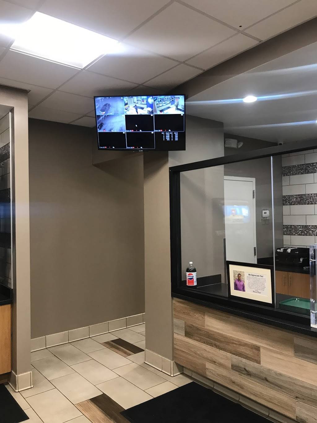 Mr. Hero | meal takeaway | 13464 Euclid Ave, East Cleveland, OH 44112, USA | 2168340702 OR +1 216-834-0702