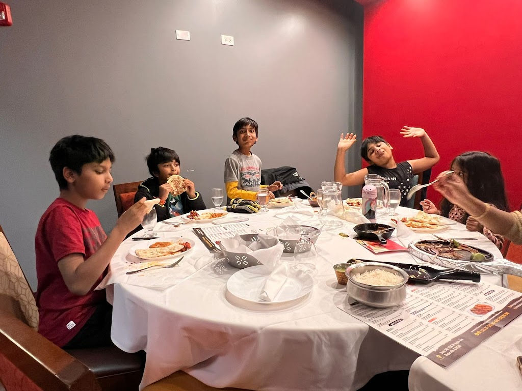 Golconda Indian Restaurant & Banquets | restaurant | 1568 W Ogden Ave Unit 140, Naperville, IL 60540, USA | 3314652663 OR +1 331-465-2663