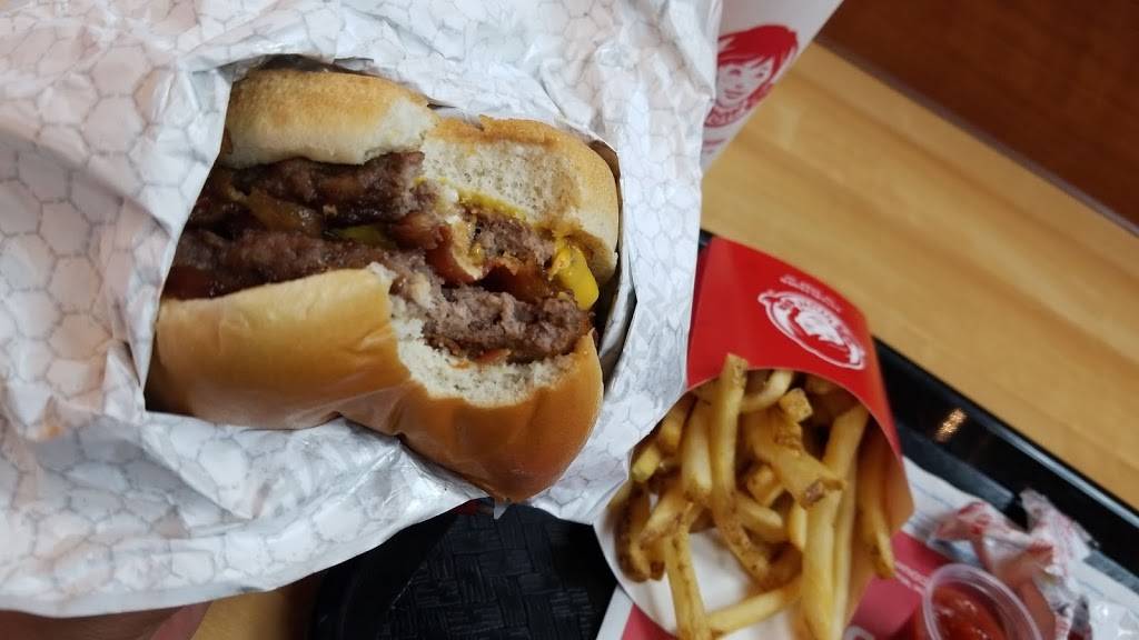 Wendys | restaurant | 7115 W McNab Rd, North Lauderdale, FL 33068, USA | 9547201100 OR +1 954-720-1100