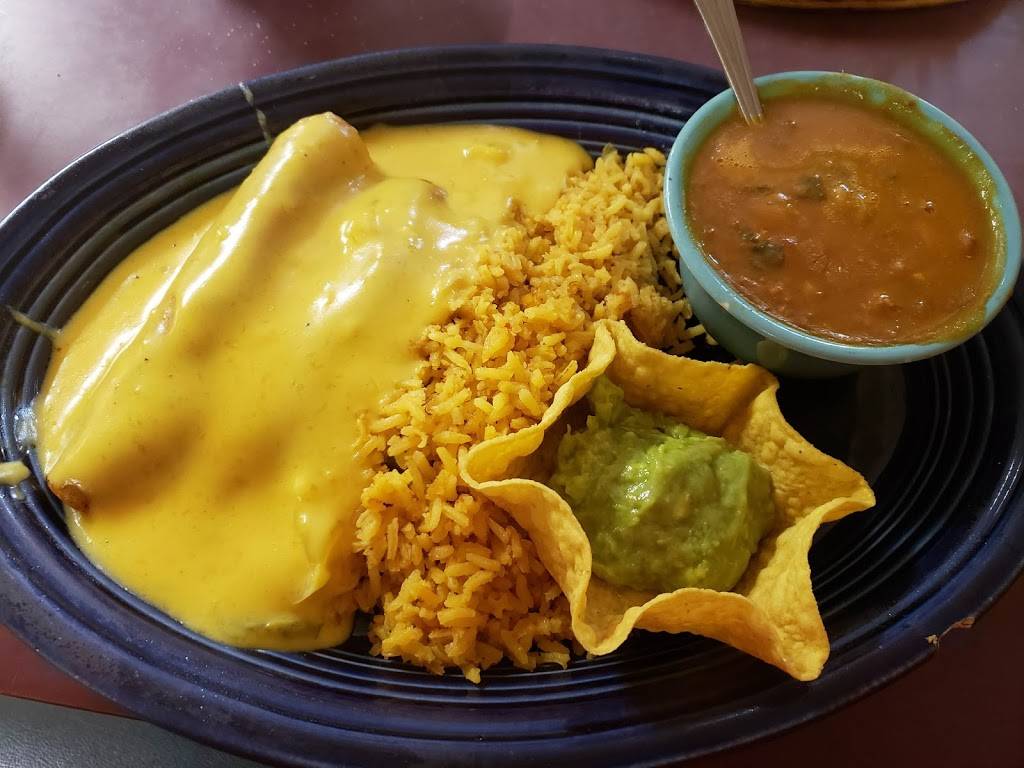 Los Dos Potrillos | restaurant | 401 TX-31, Chandler, TX 75758, USA | 9038496000 OR +1 903-849-6000