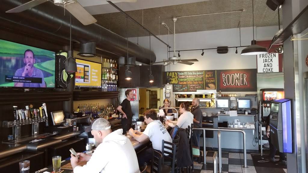 Louies Grill & Bar | restaurant | 301 W Boyd St, Norman, OK 73069, USA | 4053666291 OR +1 405-366-6291