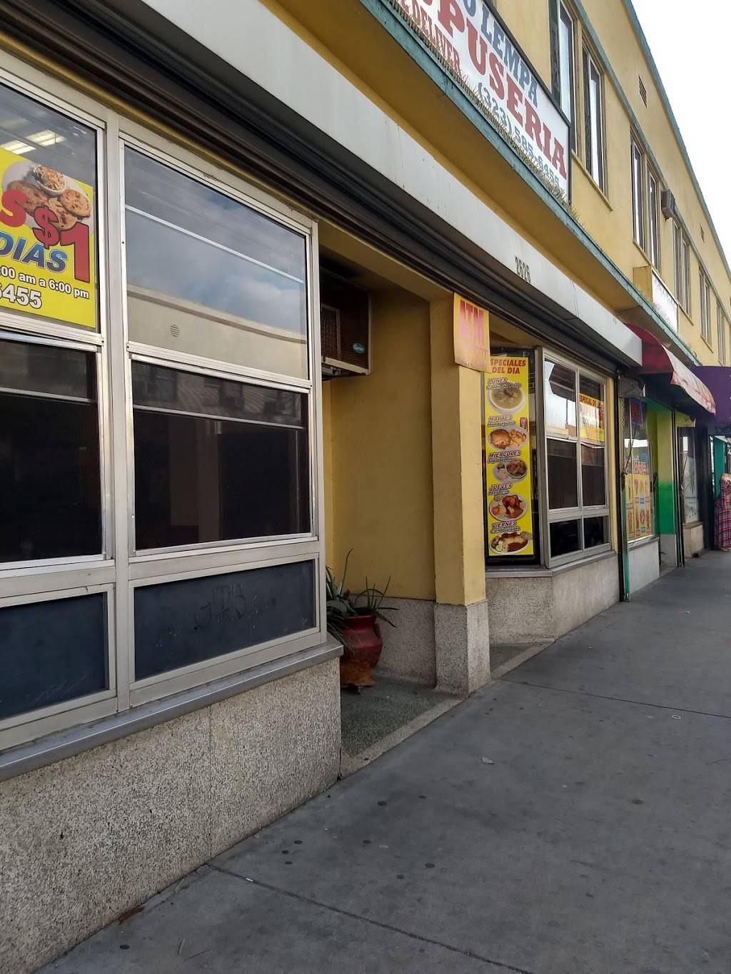 Rio Lempa | restaurant | 2626 Saturn Ave, Huntington Park, CA 90255, USA | 3235856455 OR +1 323-585-6455