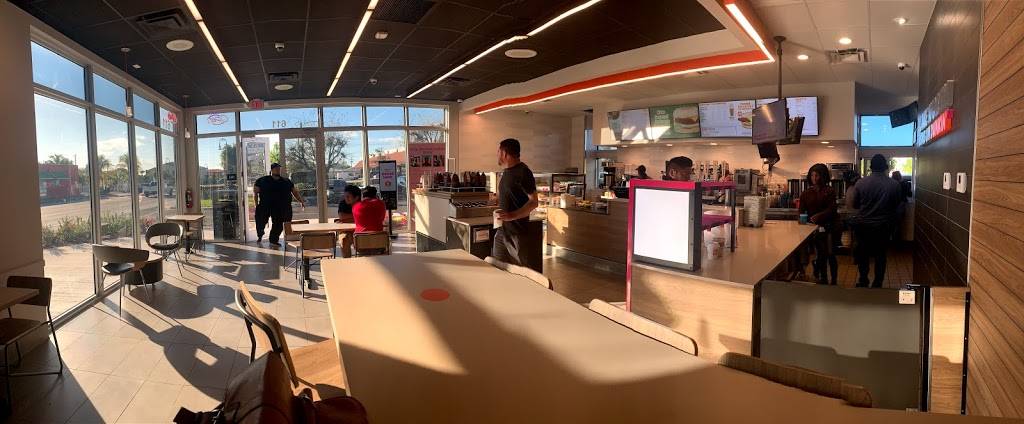 Dunkin | bakery | 611 S Dixie Hwy, Lake Worth, FL 33460, USA | 5613287387 OR +1 561-328-7387