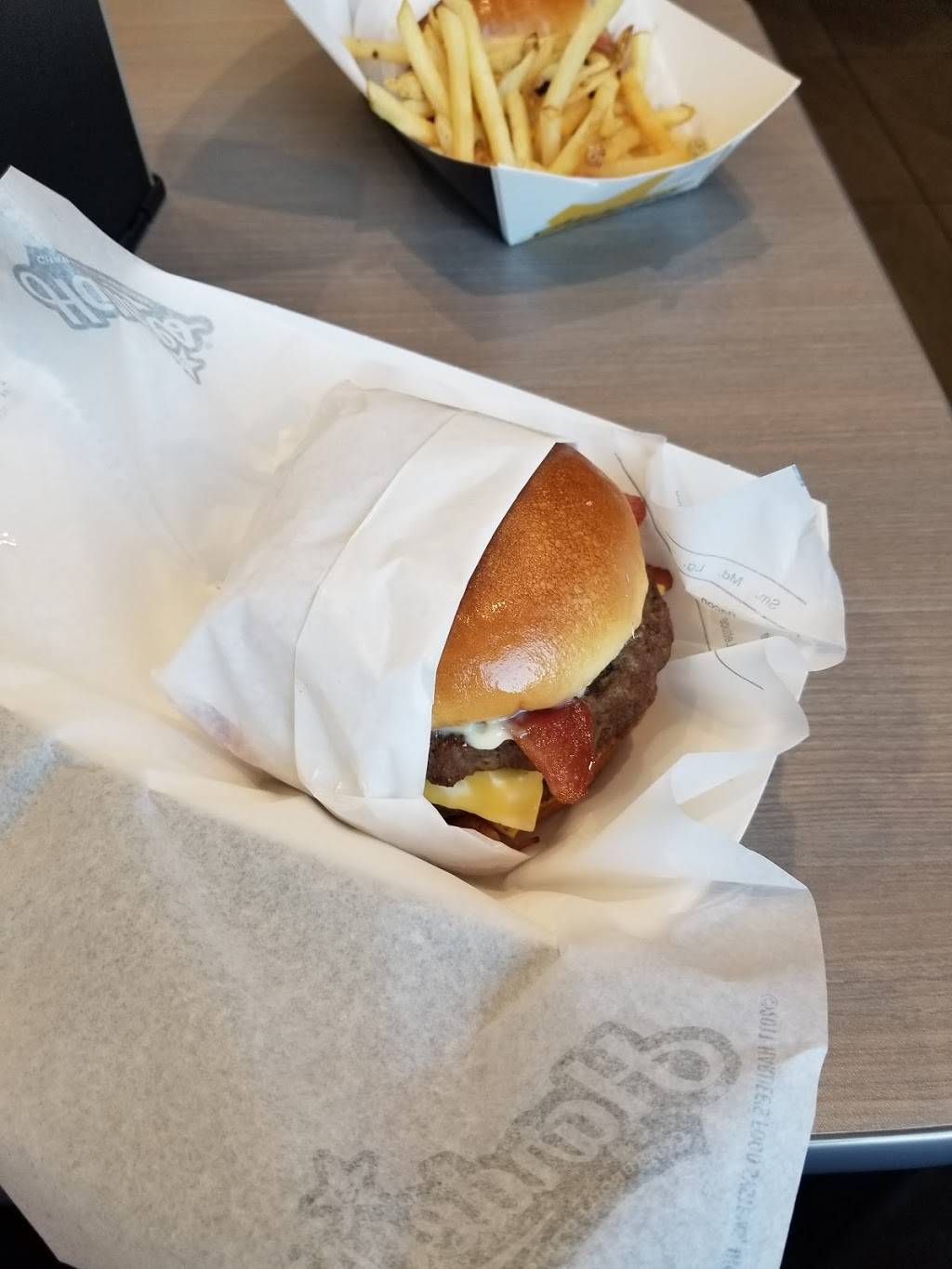 Hardees | restaurant | 3820 M L King Jr. Boulevard, New Bern, NC 28560, USA | 2526336149 OR +1 252-633-6149