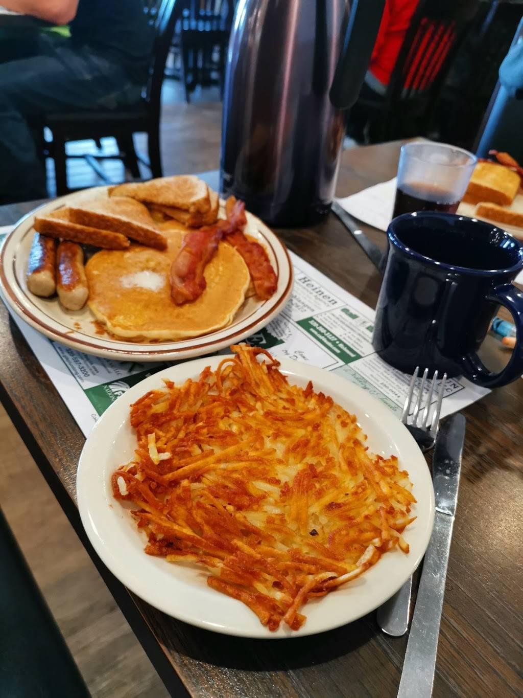 Jills Cafe | meal takeaway | 388 4th St SW, Richmond, MN 56368, USA | 3205973838 OR +1 320-597-3838