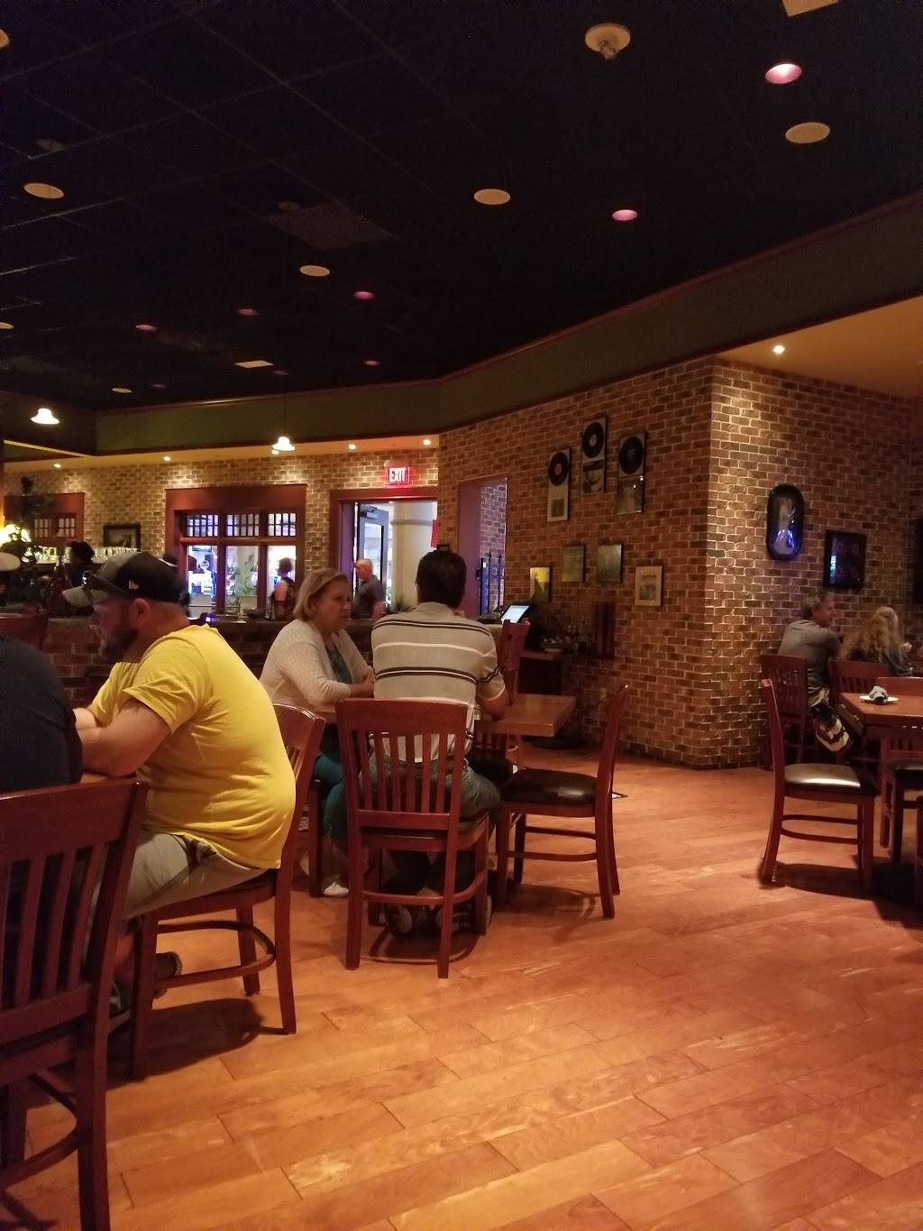 Frankies Italian Restaurant | restaurant | 1131 N Dupont Hwy, Dover, DE 19901, USA | 3028573775 OR +1 302-857-3775