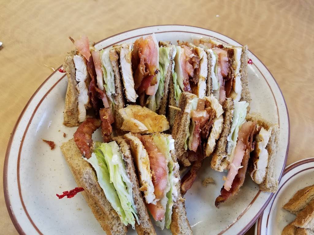 L Georges Coney Island | restaurant | 7335 N Middlebelt Rd, Westland, MI 48185, USA | 7344217500 OR +1 734-421-7500