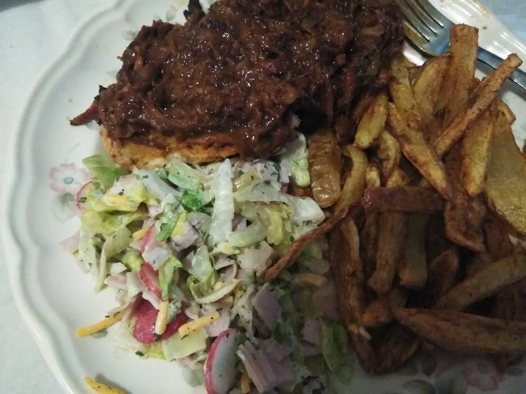 Sea Captain | restaurant | 1001 W Hillcrest Dr, DeKalb, IL 60115, USA | 8159010429 OR +1 815-901-0429