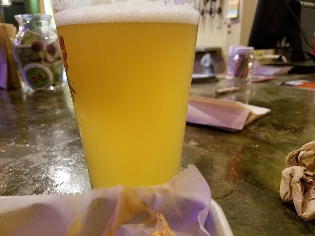 Growler Haus Fountain Inn | restaurant | 101 N Main St, Fountain Inn, SC 29644, USA | 8644092337 OR +1 864-409-2337