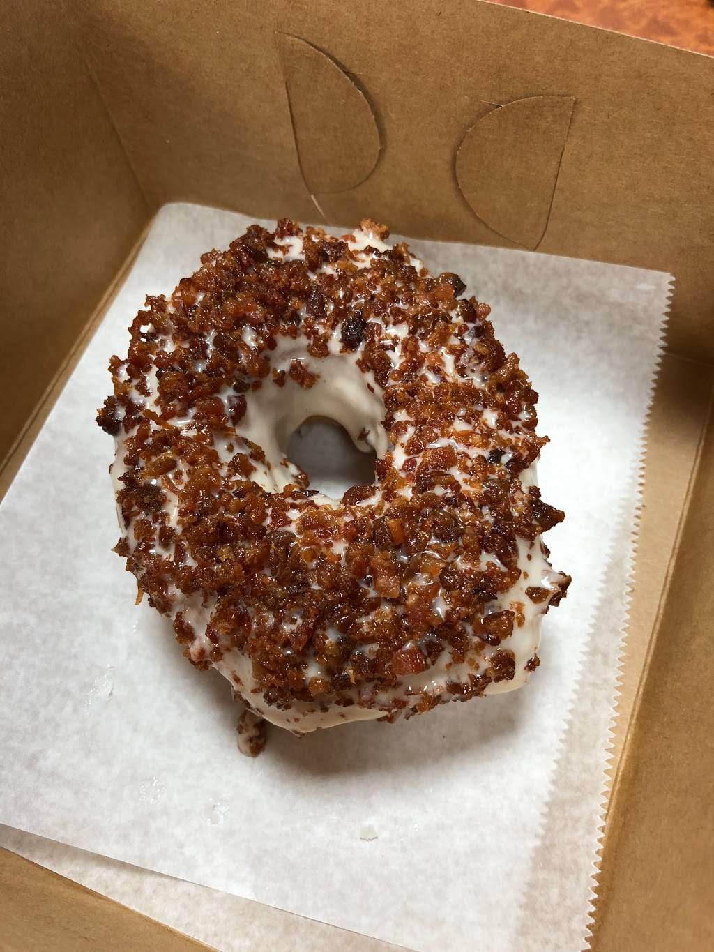 Cinottis Bakery-Sandwich Shop | bakery | 1523 Penman Rd, Jacksonville Beach, FL 32250, USA | 9042461728 OR +1 904-246-1728