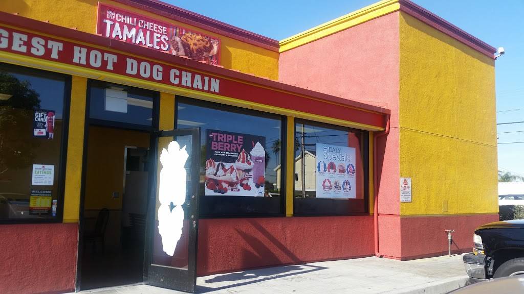 Wienerschnitzel | restaurant | 1715 Pacific Coast Hwy, Lomita, CA 90717, USA | 3105341715 OR +1 310-534-1715