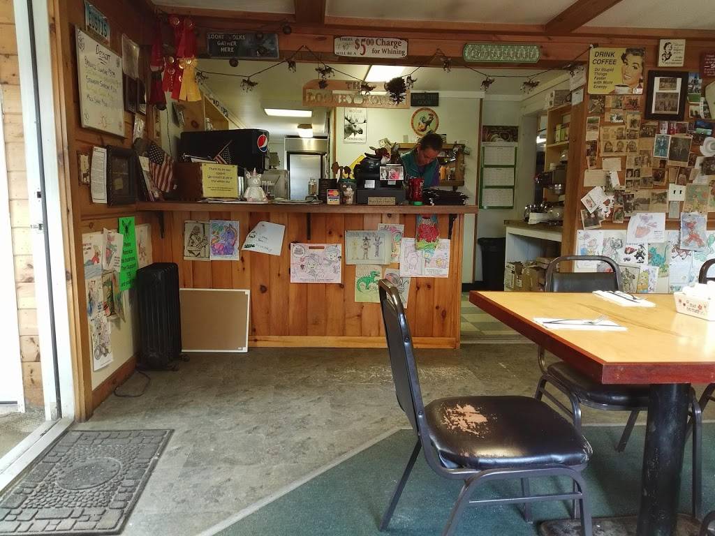 Looney Moose Cafe | cafe | 9 Main St, Stratton, ME 04982, USA | 2072467932 OR +1 207-246-7932
