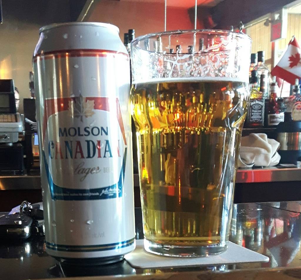 Markland Restaurant & Pub | restaurant | 666 Burnhamthorpe Rd, Etobicoke, ON M9C 2Z4, Canada | 4166267606 OR +1 416-626-7606