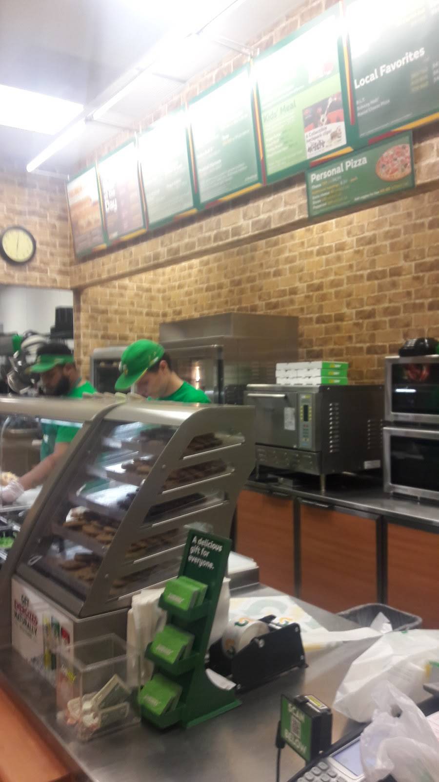 Subway | restaurant | Rawlinson Plaza, 2550 W Main St Suite #125, Rock Hill, SC 29732, USA | 8033285445 OR +1 803-328-5445