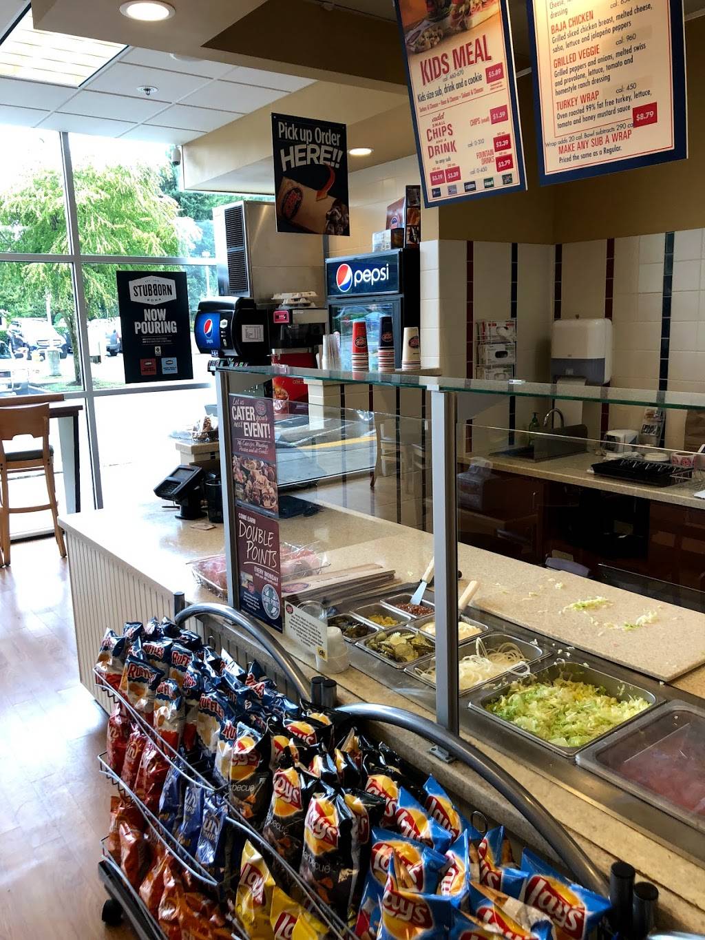 Jersey Mikes Subs | meal takeaway | 17181 Redmond Way, Redmond, WA 98052, USA | 4258817827 OR +1 425-881-7827