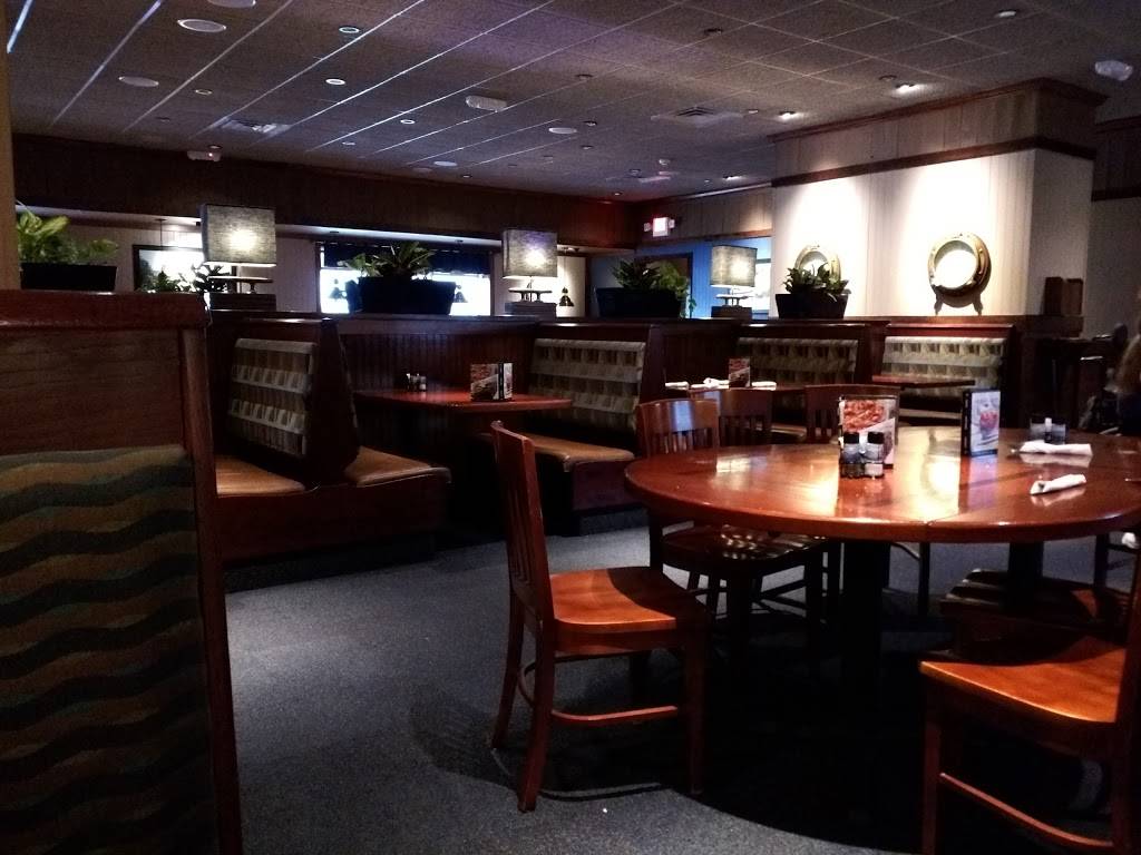 Red Lobster | restaurant | 2565 Capital Ave SW, Battle Creek, MI 49015, USA | 2699681448 OR +1 269-968-1448