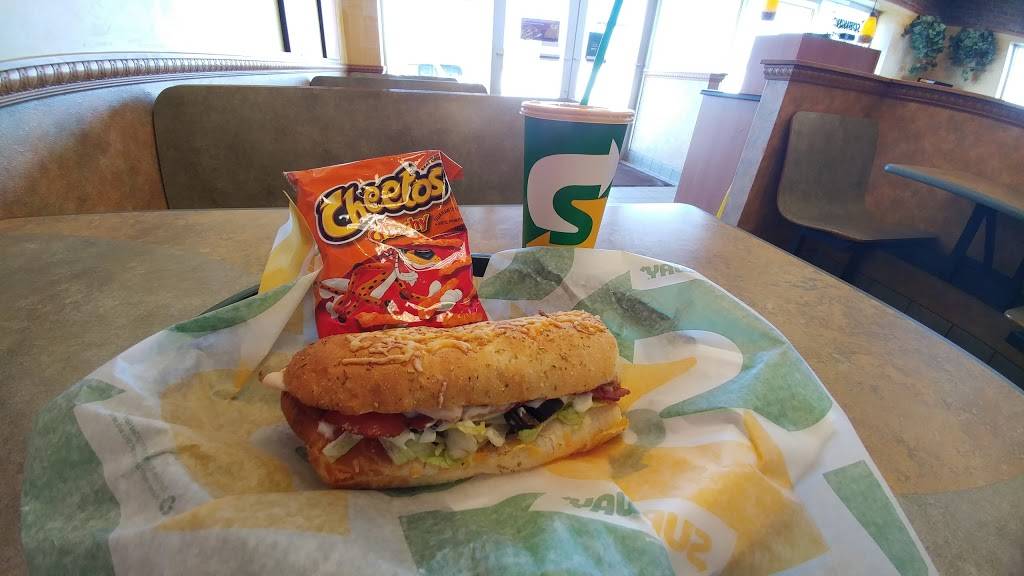 Subway Restaurants | restaurant | 113 Parent St, Somerset, WI 54025, USA | 7152473888 OR +1 715-247-3888