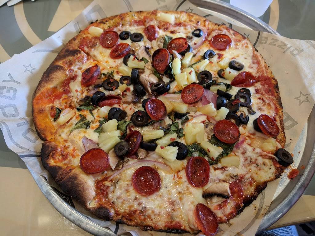 Pieology Pizzeria | restaurant | 6955 Camino Arroyo #30, Gilroy, CA 95020, USA | 4088472400 OR +1 408-847-2400