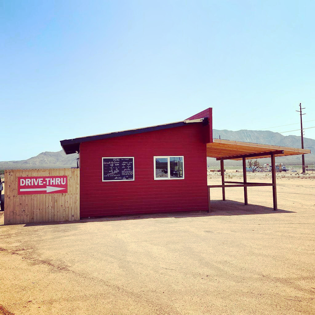 Red Lake Market | restaurant | 22583 Pierce Ferry Rd, Meadview, AZ 86444, USA | 9289205222 OR +1 928-920-5222