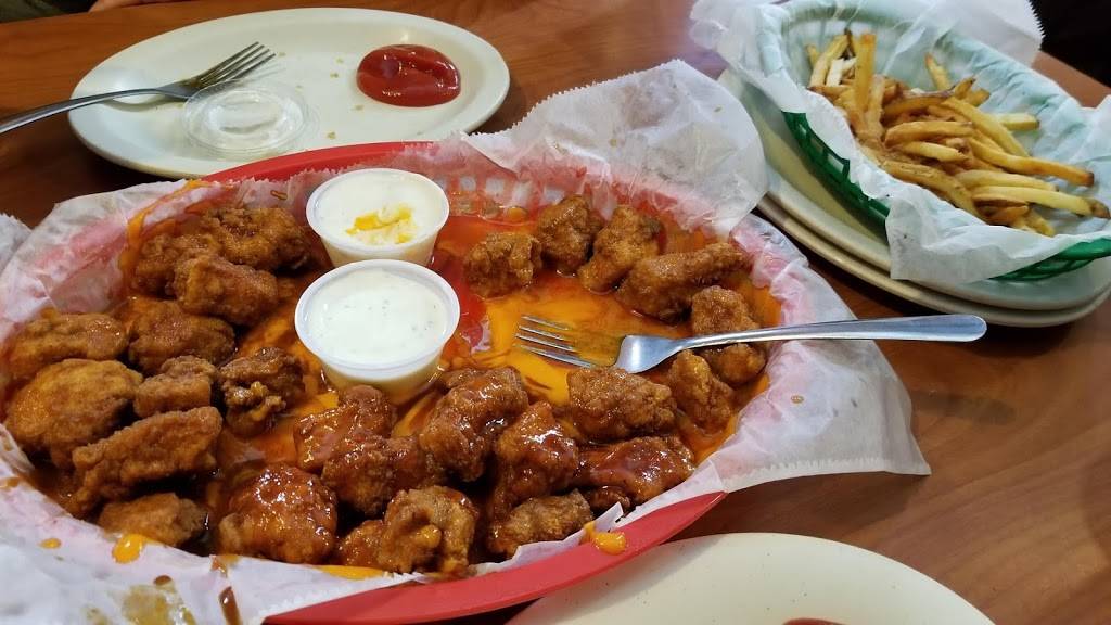 Wings A-Blazin | restaurant | 120 E 4th St, Hermann, MO 65041, USA | 5734863473 OR +1 573-486-3473