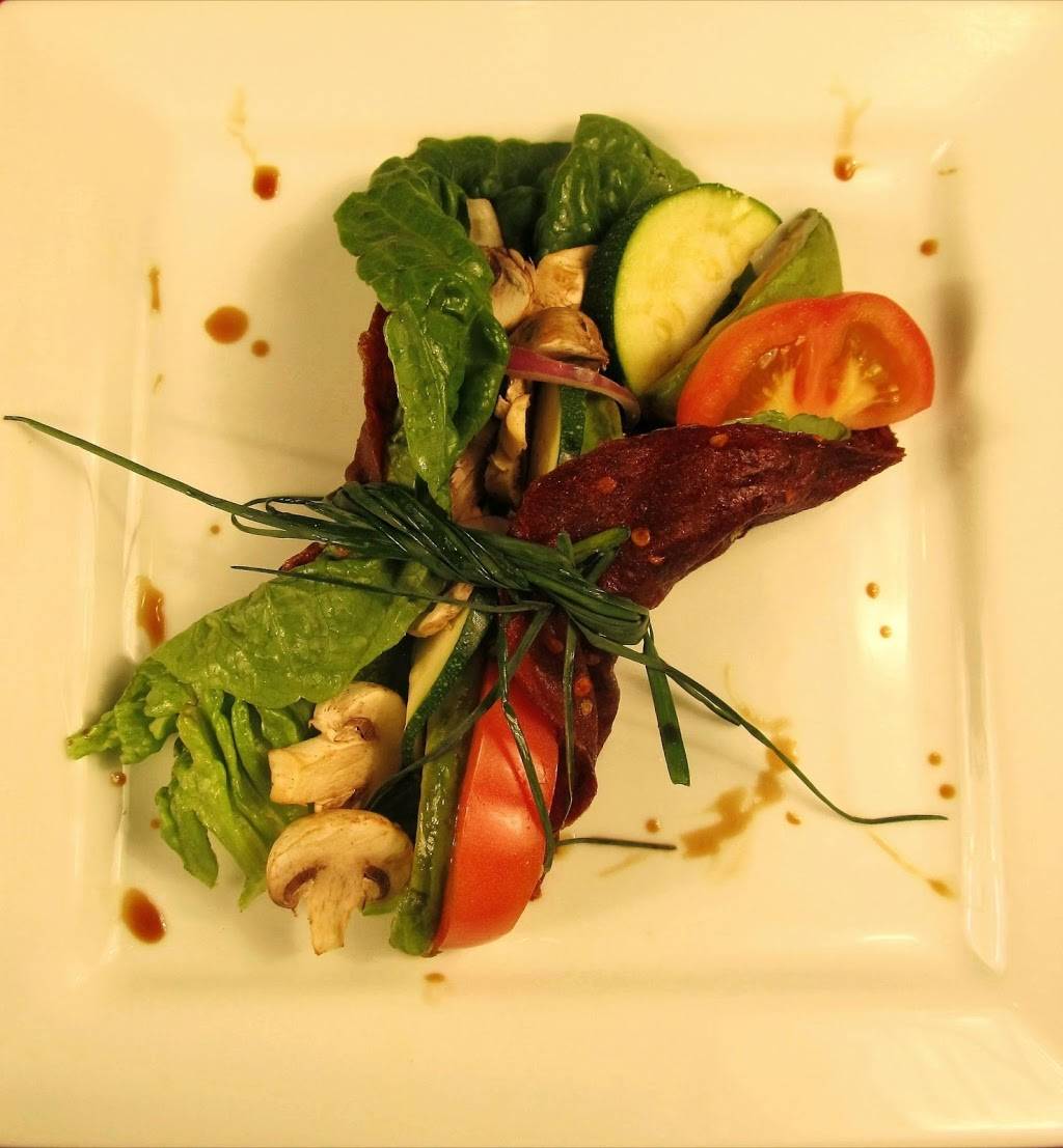 Raw Chef Renee (The Traveling Carrot Food Trailer) | restaurant | 2714 N Mason Rd, Katy, TX 77449, USA | 2814335928 OR +1 281-433-5928