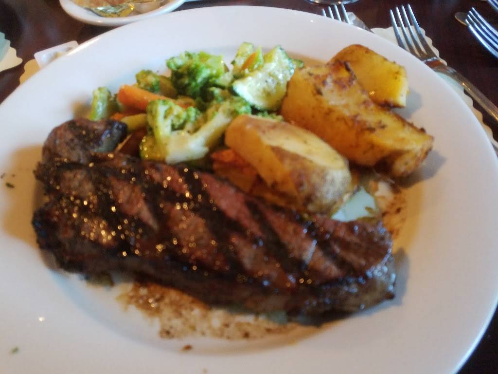 Avanti Restaurant | restaurant | 34 River Rd, Meriden, CT 06451, USA | 2034409990 OR +1 203-440-9990