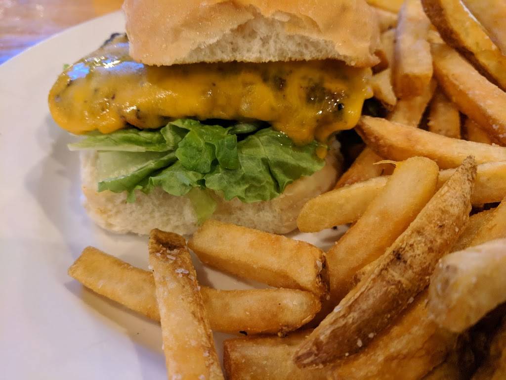 Door County Fire Company | restaurant | 38 S 3rd Ave, Sturgeon Bay, WI 54235, USA | 9208180625 OR +1 920-818-0625