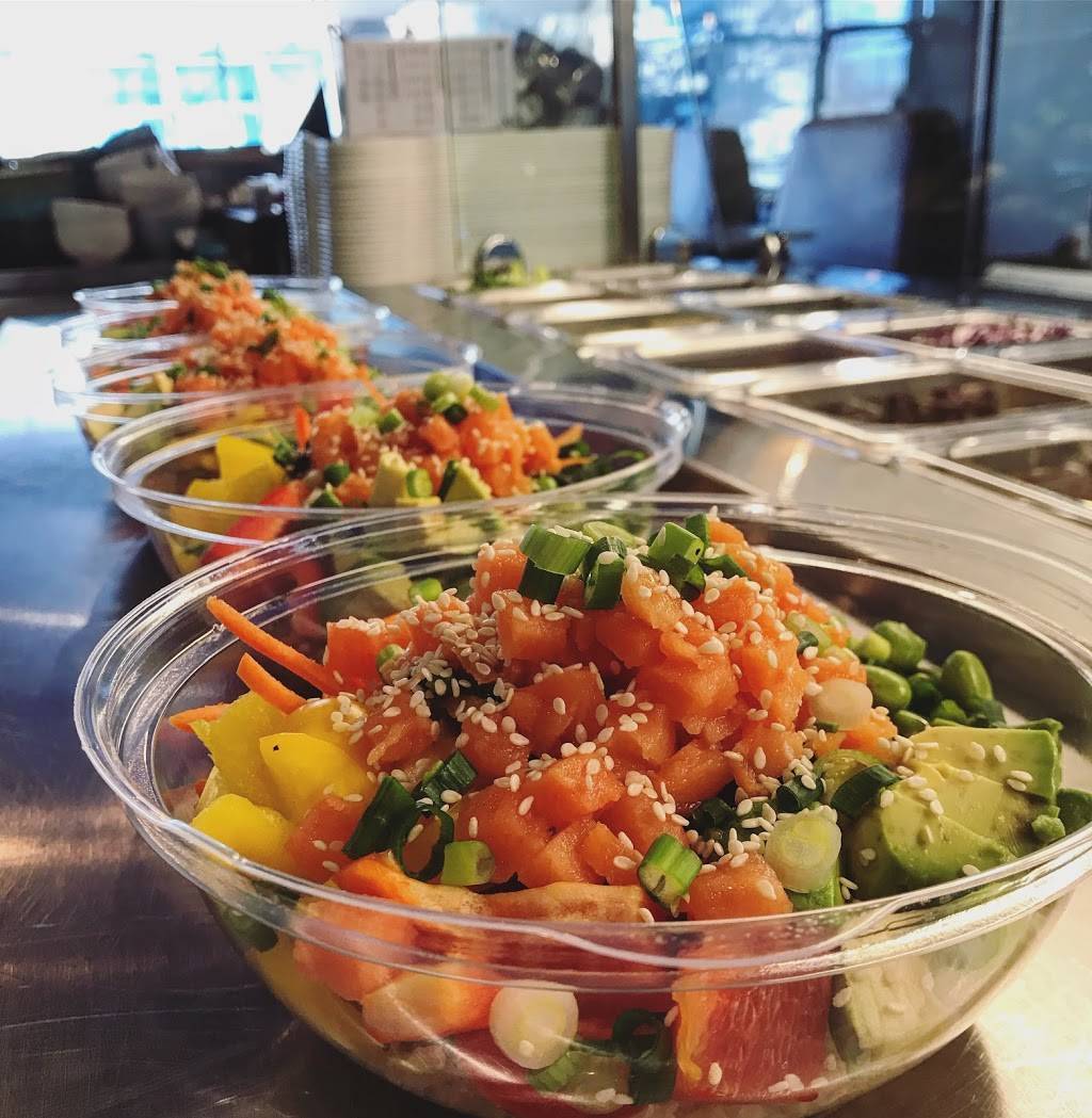 Restaurant santé | Le Comptoir Lunch | meal takeaway | 129 Rue Hériot, Drummondville, QC J2C 1J7, Canada | 8194793828 OR +1 819-479-3828