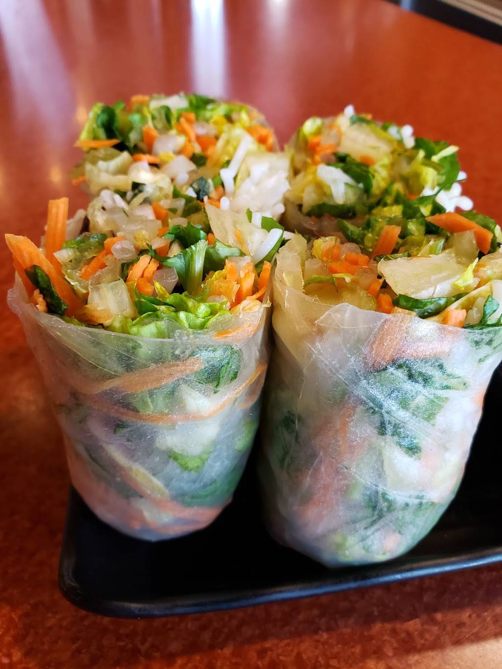 Hong Thai | restaurant | 11628 Fountains Dr, Maple Grove, MN 55369, USA | 7637033410 OR +1 763-703-3410