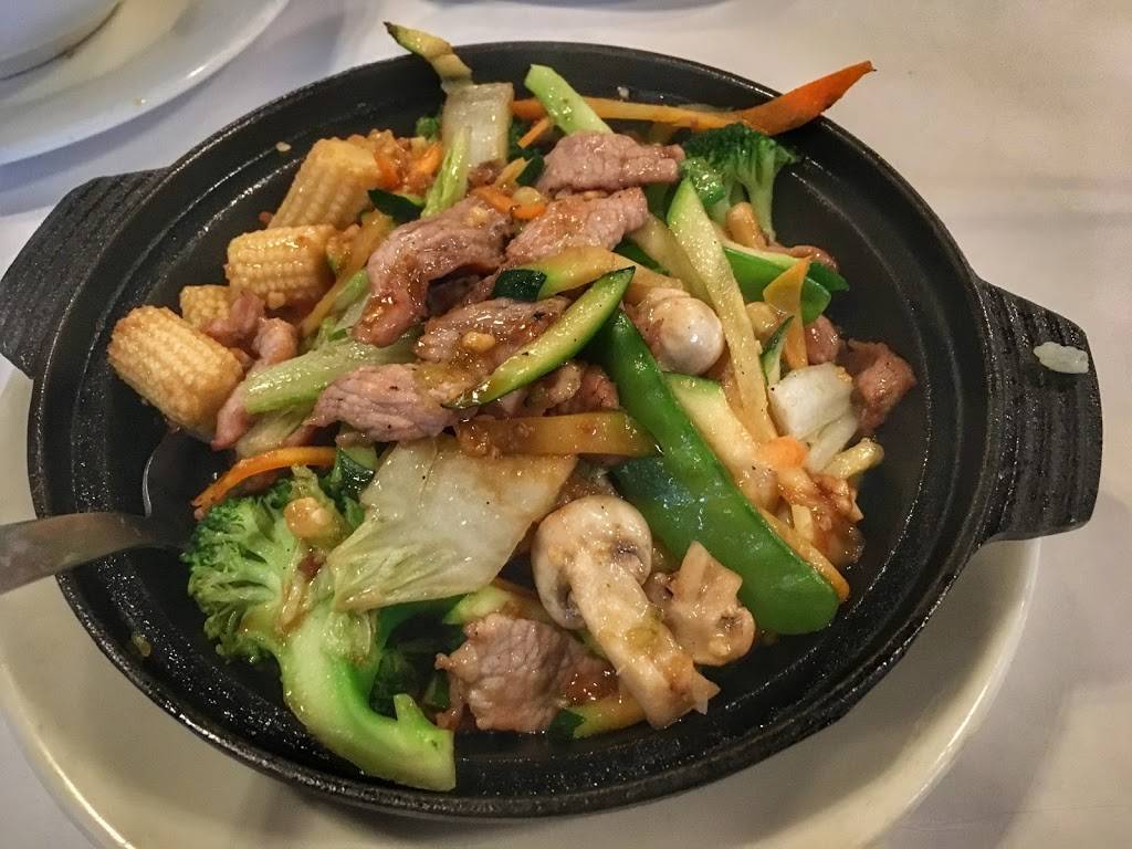 Viet Taste Restaurant | restaurant | 5721 Menaul Blvd NE, Albuquerque, NM 87110, USA | 5058880101 OR +1 505-888-0101