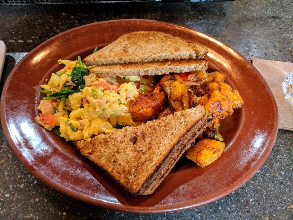 Kingston 11 Cuisine | restaurant | 2270 Telegraph Ave, Oakland, CA 94612, USA | 5104652558 OR +1 510-465-2558