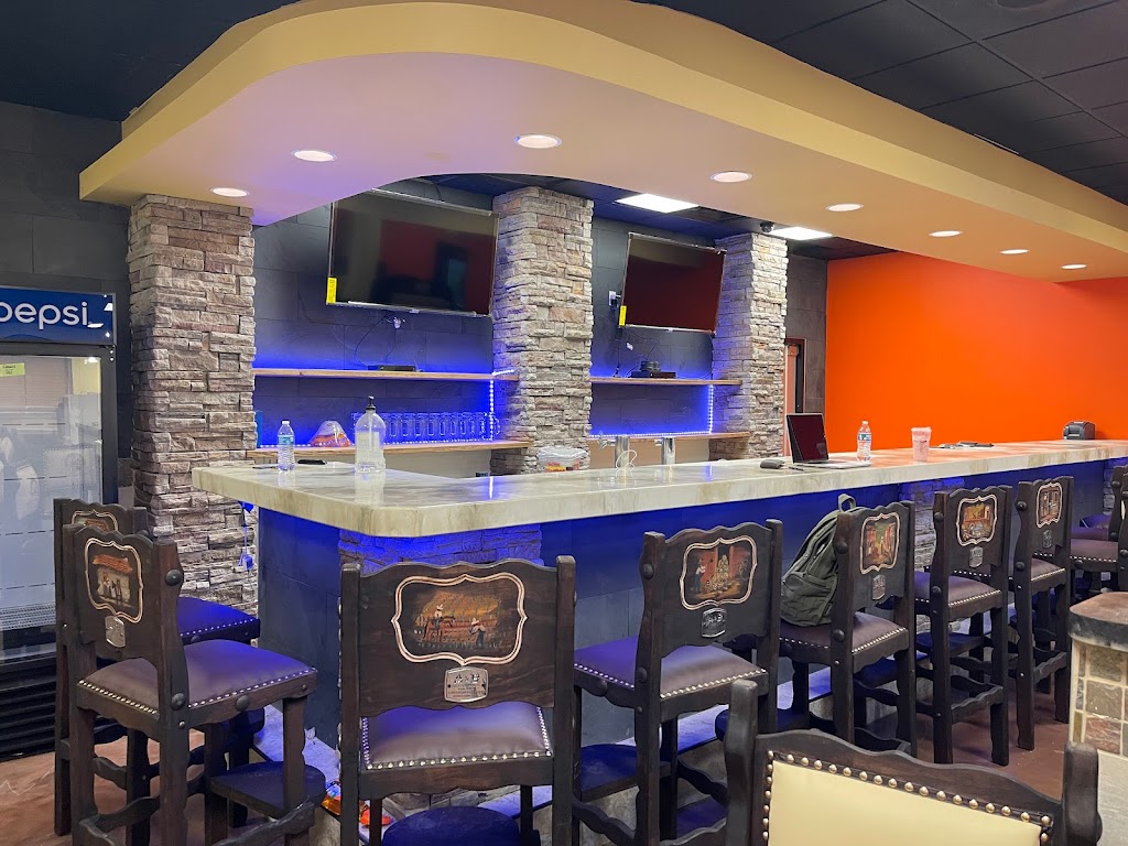 Mi Pueblo Viejo Mariscos Mexican Grill & Bar | restaurant | 2323 Nashville Rd, Bowling Green, KY 42101, USA | 2709042378 OR +1 270-904-2378